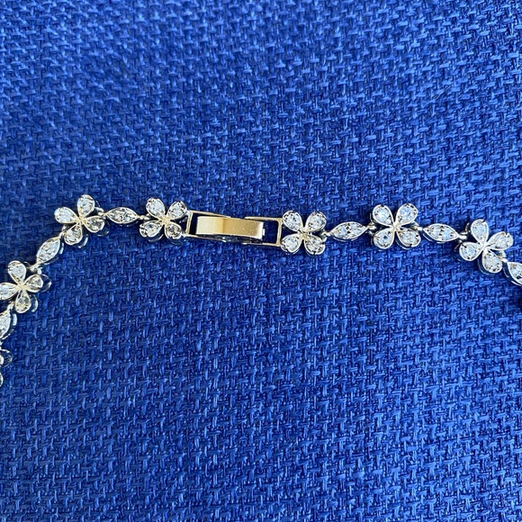 Pearl looking starling silver rhinestone fancy Bride Necklace - Picture 6 of 7